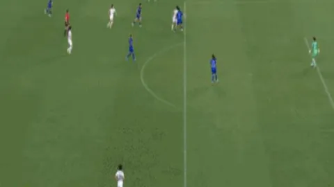 美国多地区遭遇寒潮大雪，引发2000余起车祸